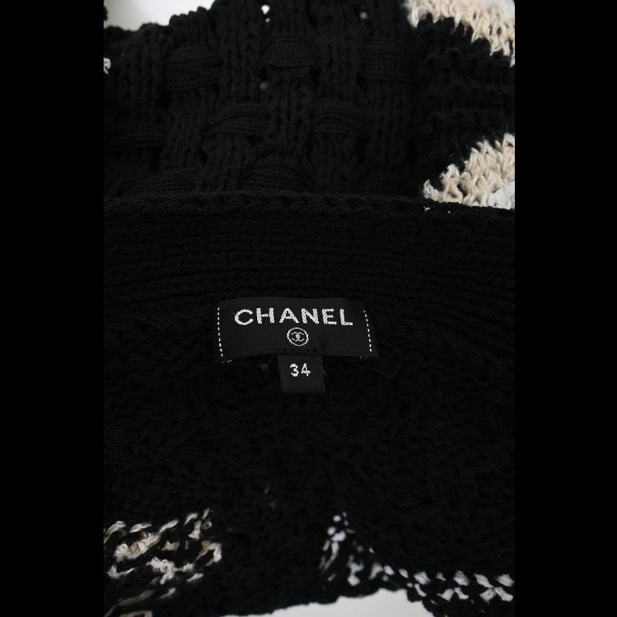 Chanel 20P黑白拼色菱形图案针织开衫长外套-8