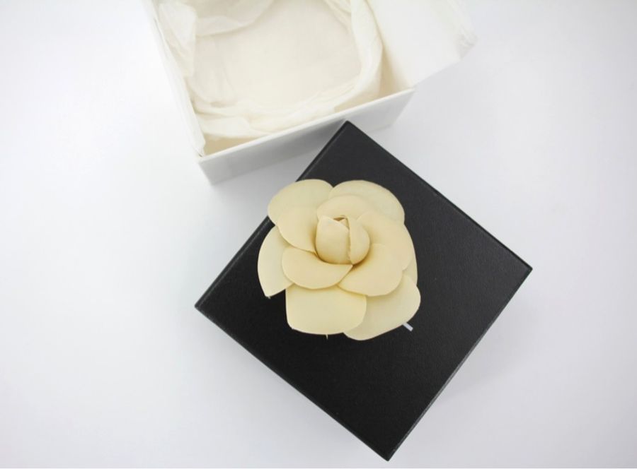 Chanel Vintage 81-85布料米色山茶花-3