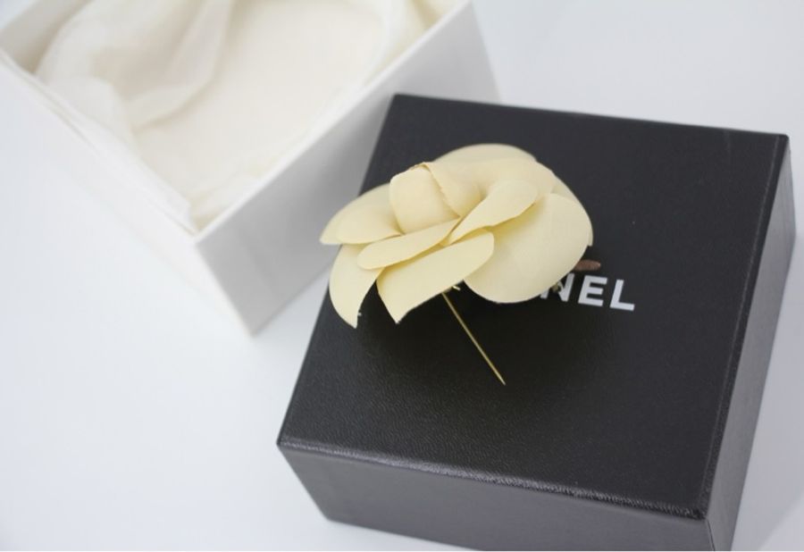 Chanel Vintage 81-85布料米色山茶花-4