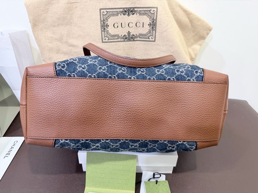 購證正本GUCCI 虞書欣著用牛仔托特包-6