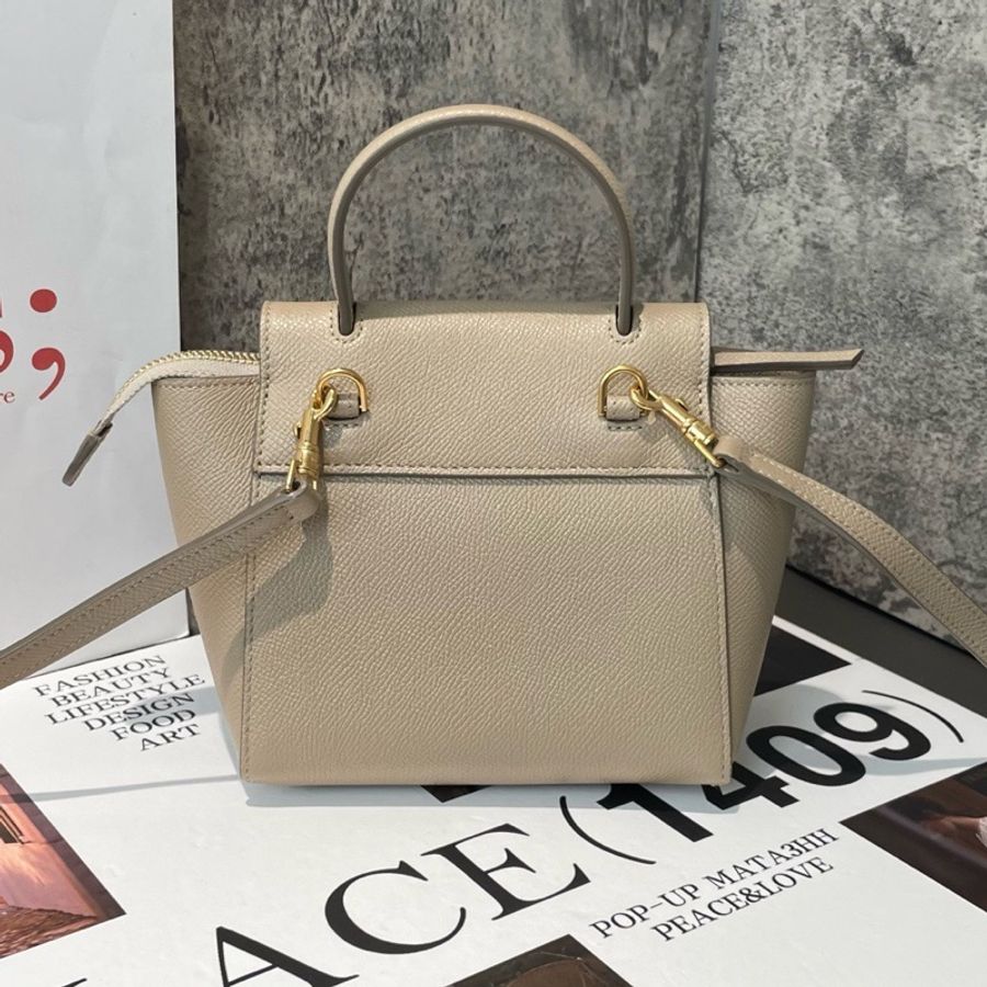 Celine 賽琳 鯰魚 奶茶色 超mini 尺寸:15.5*15 cm-1
