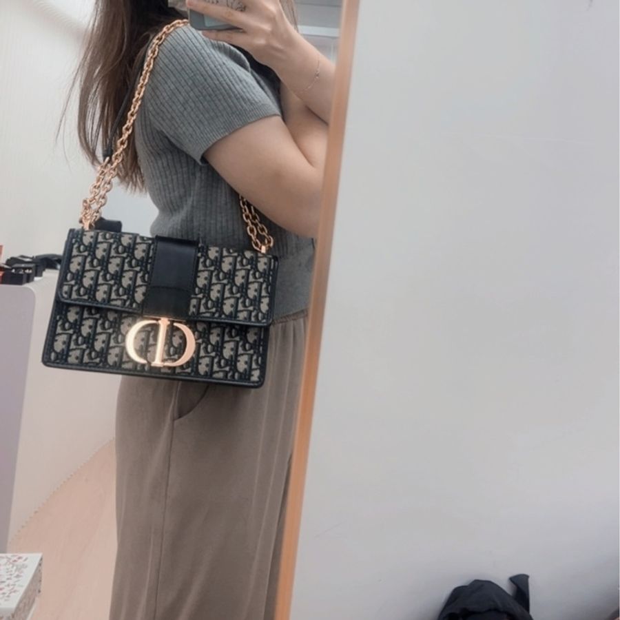 Dior 30 montaigne 藍色老花蒙田鏈條包-9