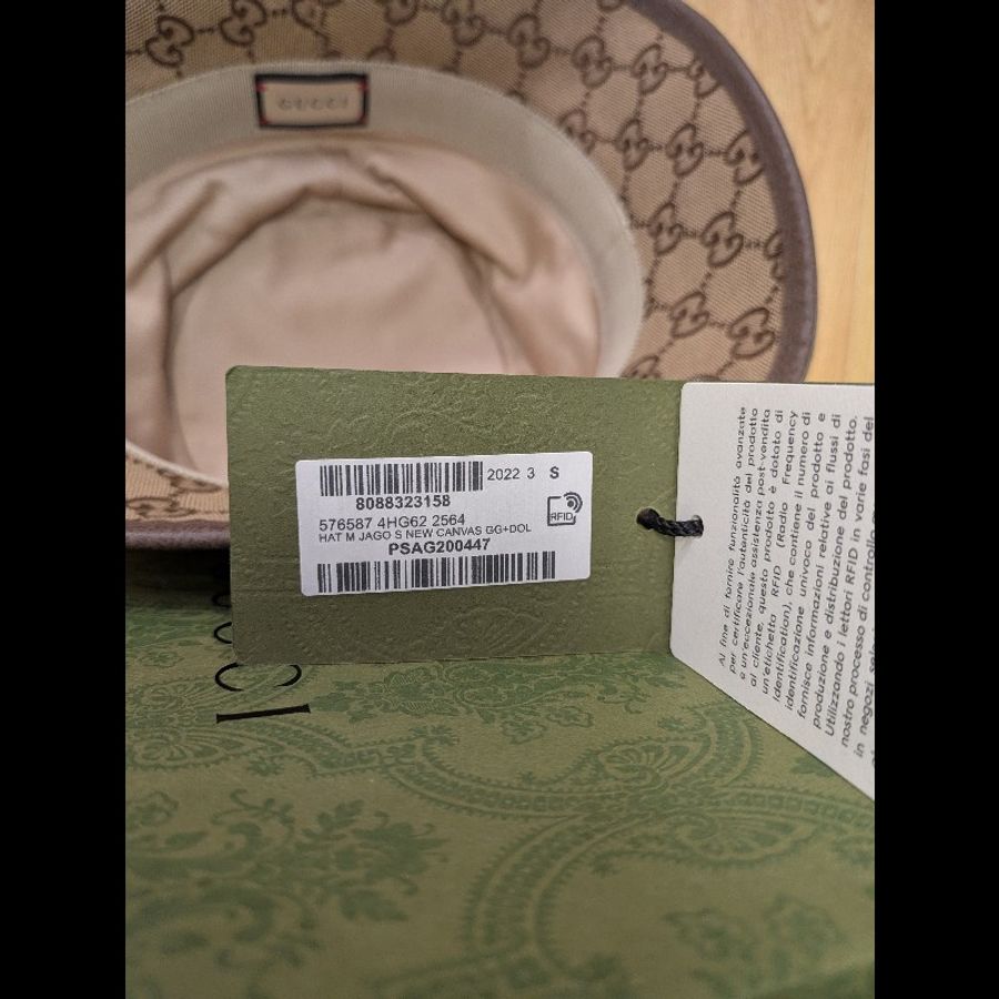 Gucci 全新未使用 完整盒裝吊牌及防塵套 GG老花滿版漁夫帽-12