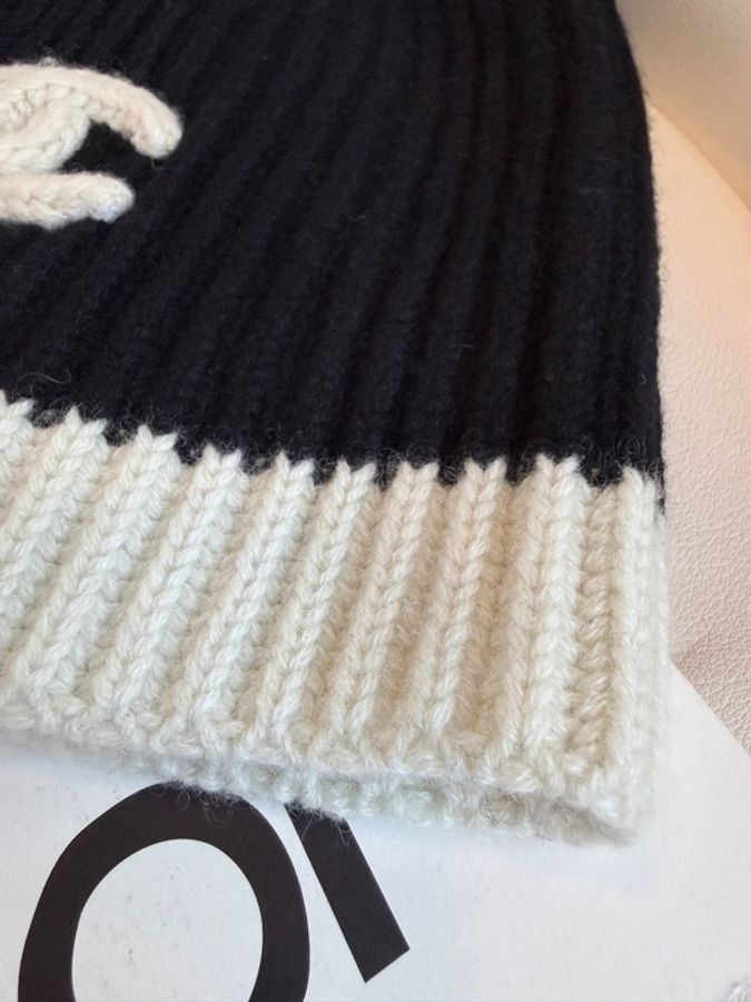 全新✨Chanel✨2026年秋冬新款 AAC340 黑白配色羊絨冷帽針織帽毛線帽-2