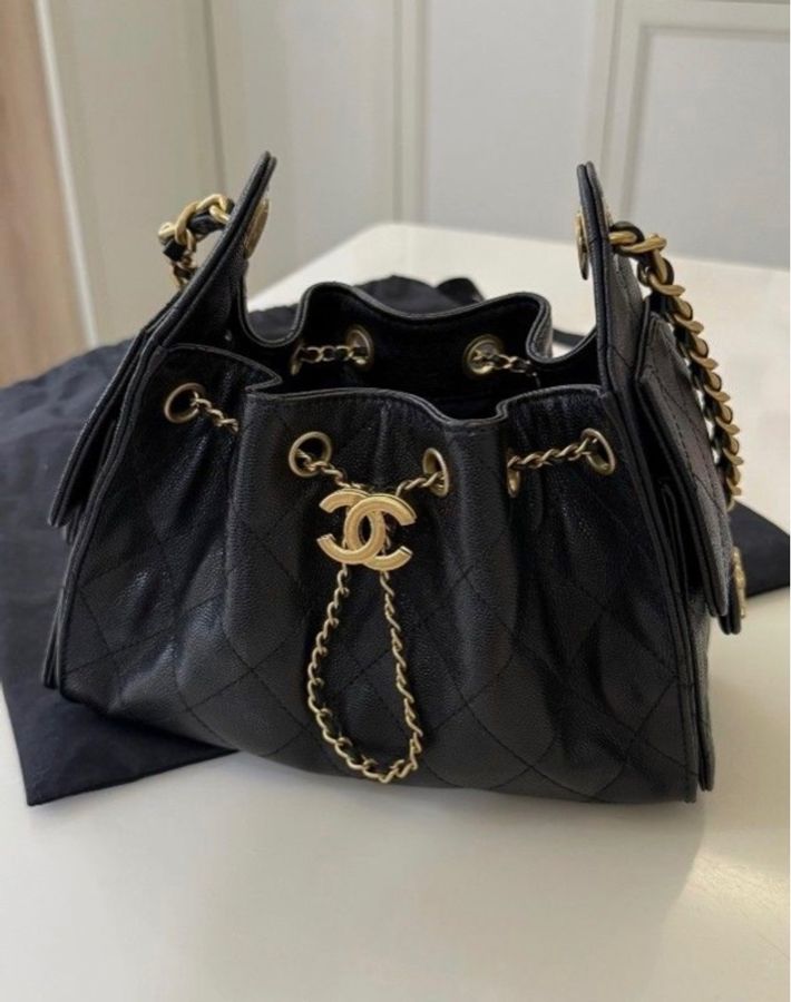 全新Chanel Mini 25 Bag黑色荔枝皮紋亮金扣-3