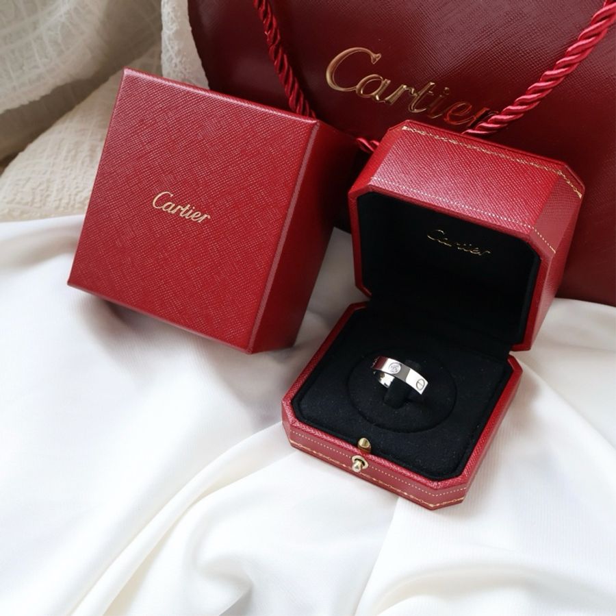 Cartier卡地亞18k白金love三鑽戒指,尺碼59號-1