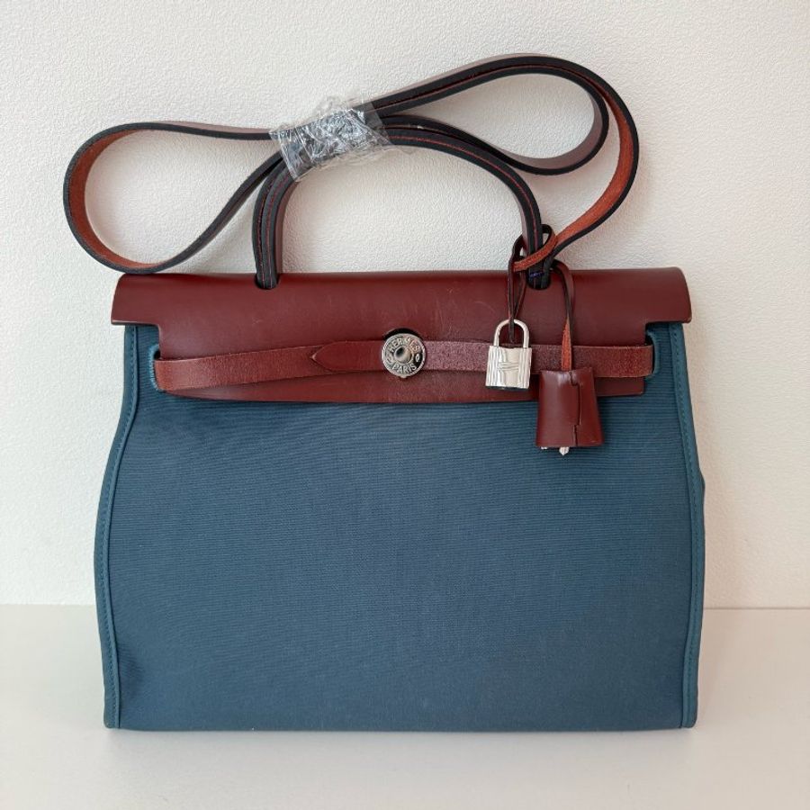 Hermes 愛馬仕 Herbag 31 銀扣 帆布材質藍色拼棕 皮牌 鎖鑰匙全 T刻 2015年-1