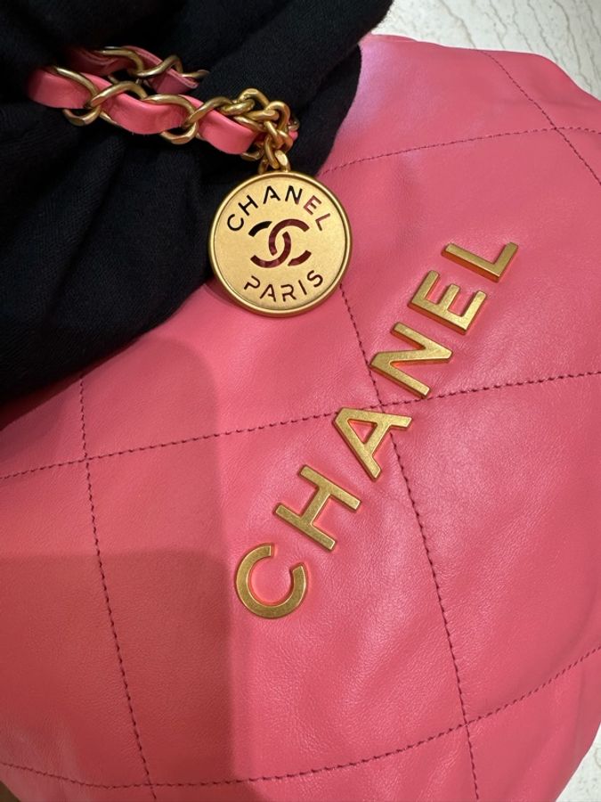 #專櫃21萬#現貨不用15萬#熱銷Chanel 22 Bag 小號#珊瑚粉-13