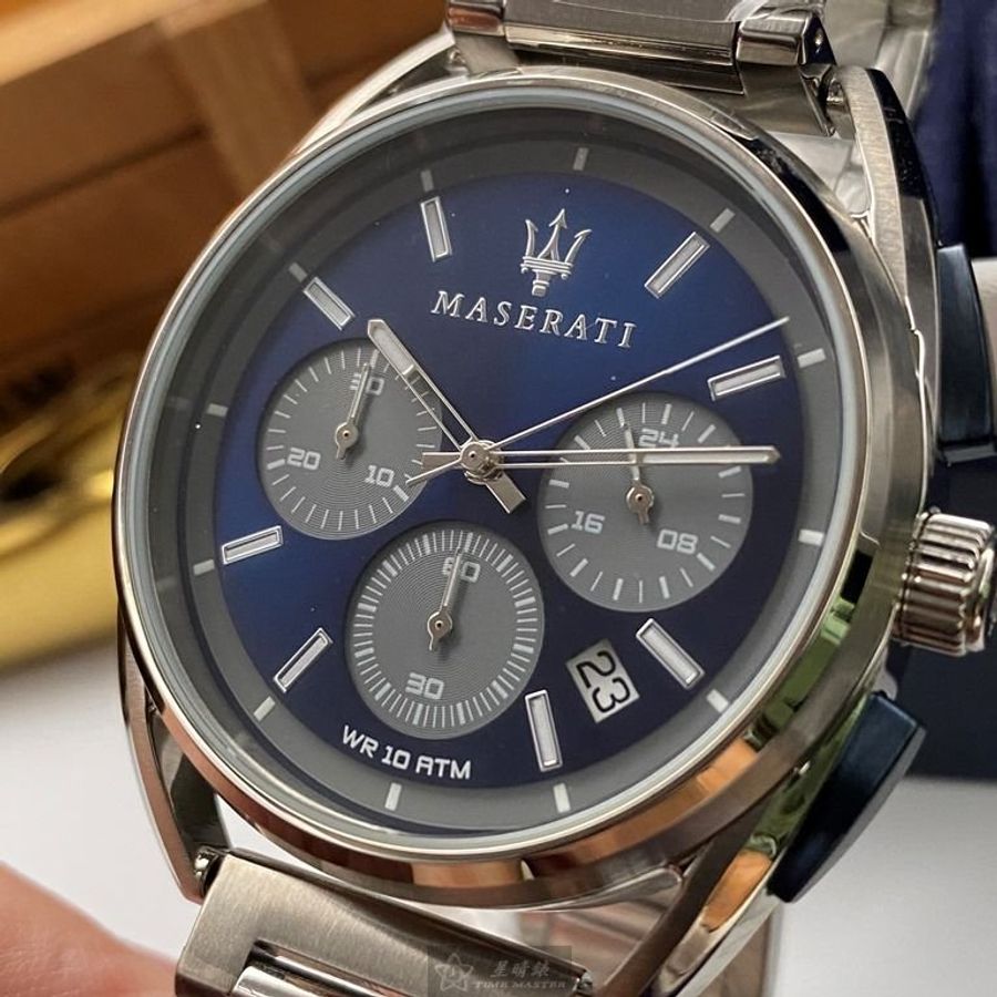 MASERATI手錶,編號R8873632004,42mm銀圓形精鋼錶殼,寶藍色三眼, 運動錶面,銀色精鋼錶帶款-8