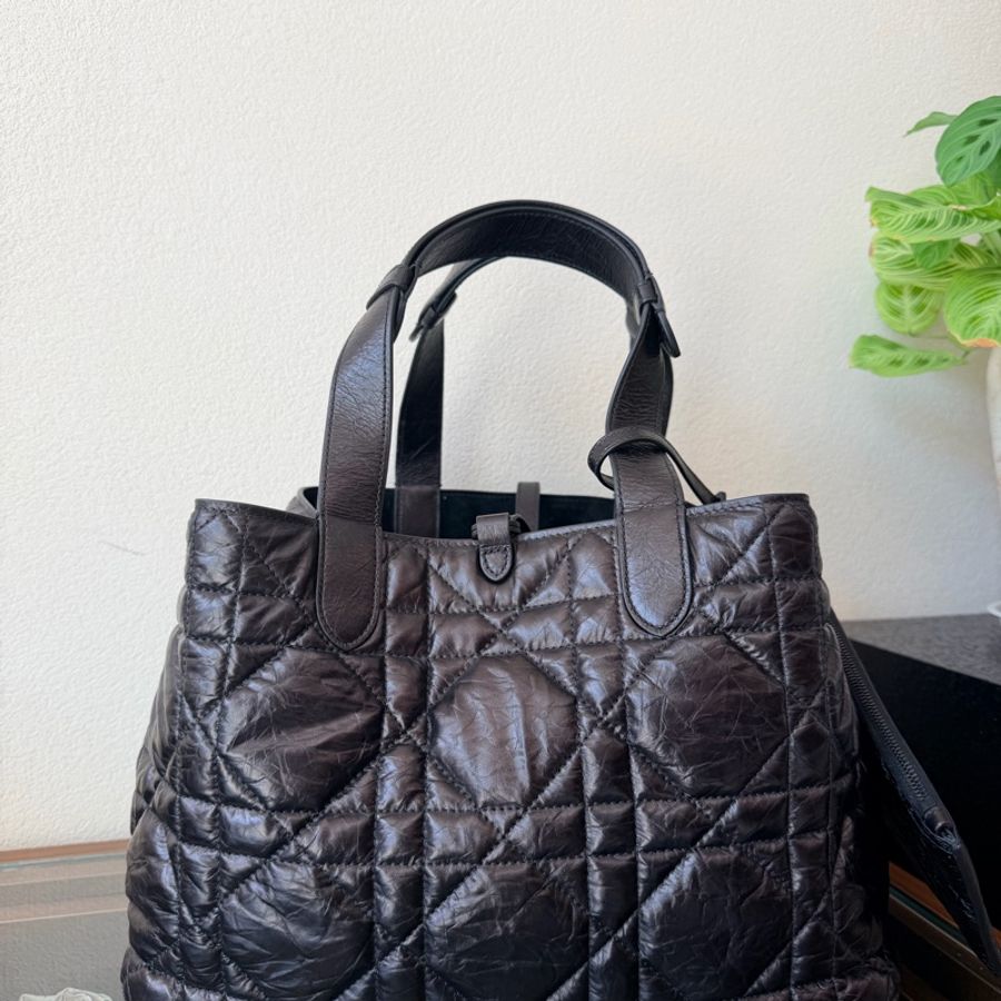 Dior Toujours 中號 黑色油蜡皮-1