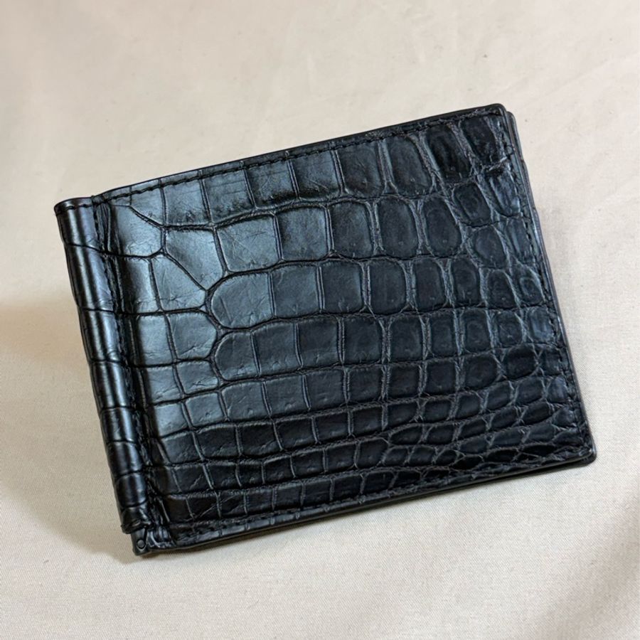 🎁送禮等級 限時驚喜 即將下架 BV bottega veneta 黑鱷魚壓紋 8卡 鈔票夾 短夾-6