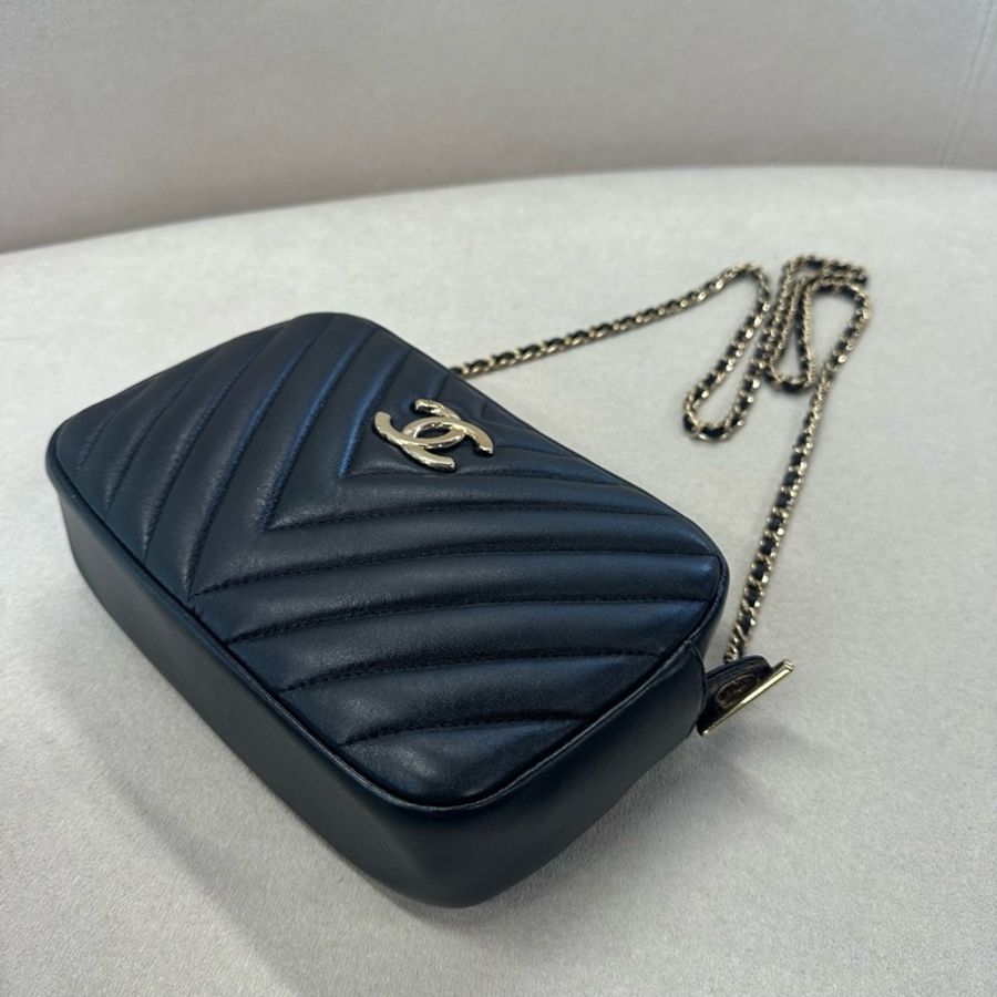 chanel 香奈兒 黑色金扣相機包 單肩斜挎包-12