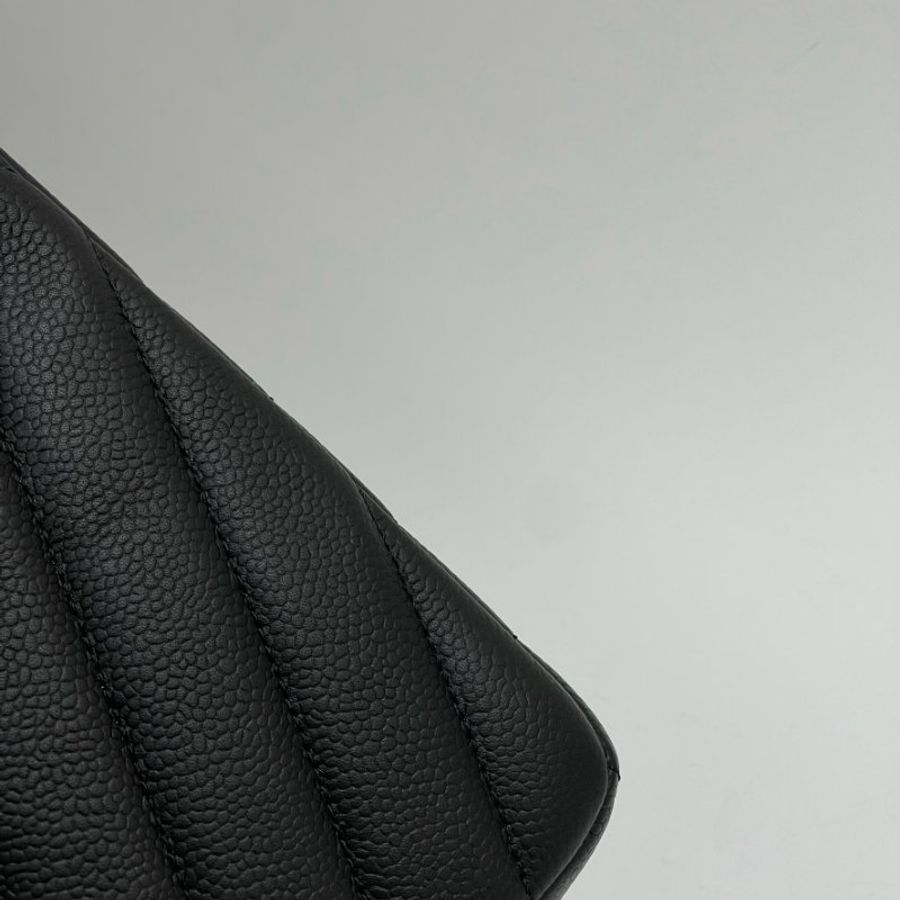 CHANEL 山型紋翻蓋包 保卡款-16