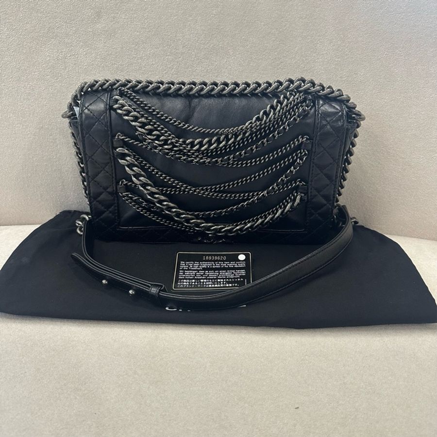 chanel 香奈兒 秀款限定Leboy 黑銀多鏈條包 牛皮-0