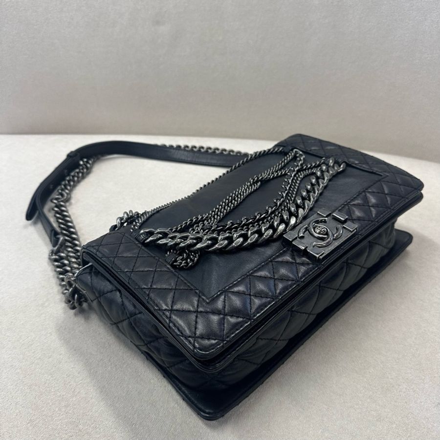 chanel 香奈兒 秀款限定Leboy 黑銀多鏈條包 牛皮-11