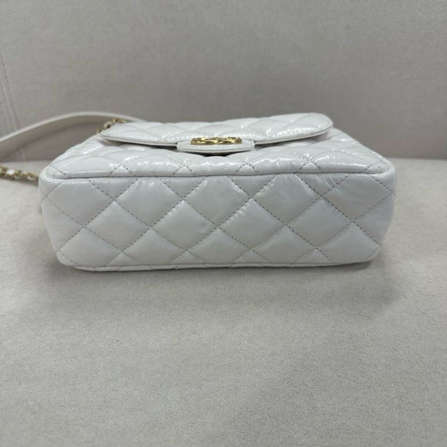 Chanel 香奈兒 白色 金扣 天貓精靈 嬉皮流浪包-4