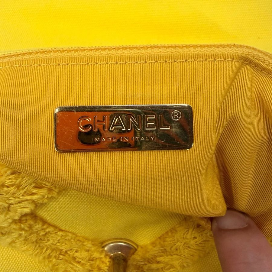 CHANEL 香奈兒 19bag 小號 黃色菱格紋流蘇牛仔金扣-12