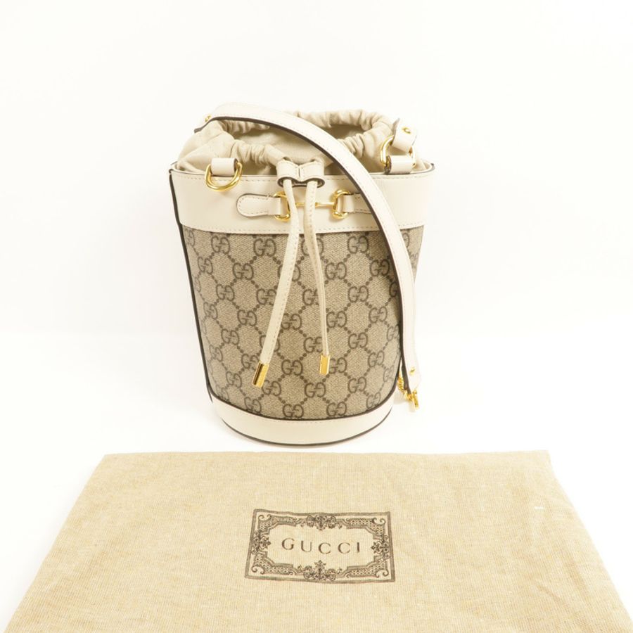 GUCCI 塗層帆布Horsebit 1955 Small Bucket Bag金扣肩背袋-10