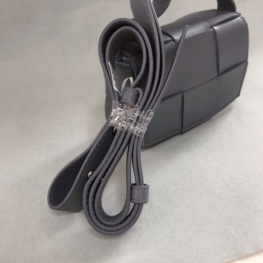 Bottega Veneta BV六格編織包 灰色羊皮 mini款-4