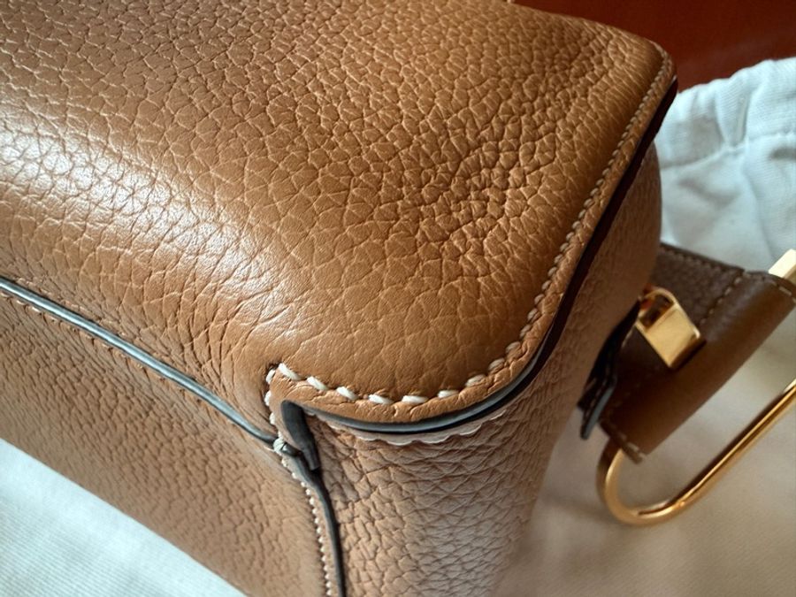 Delvaux cool box mini 金棕 啡色-21