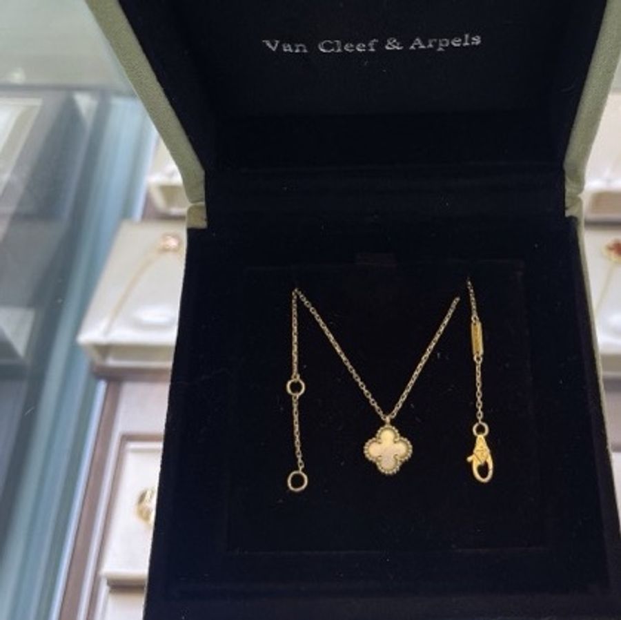 梵克雅寶 Van Cleef & Arpels Sweet Alhambra小白花白貝母 項鍊-5