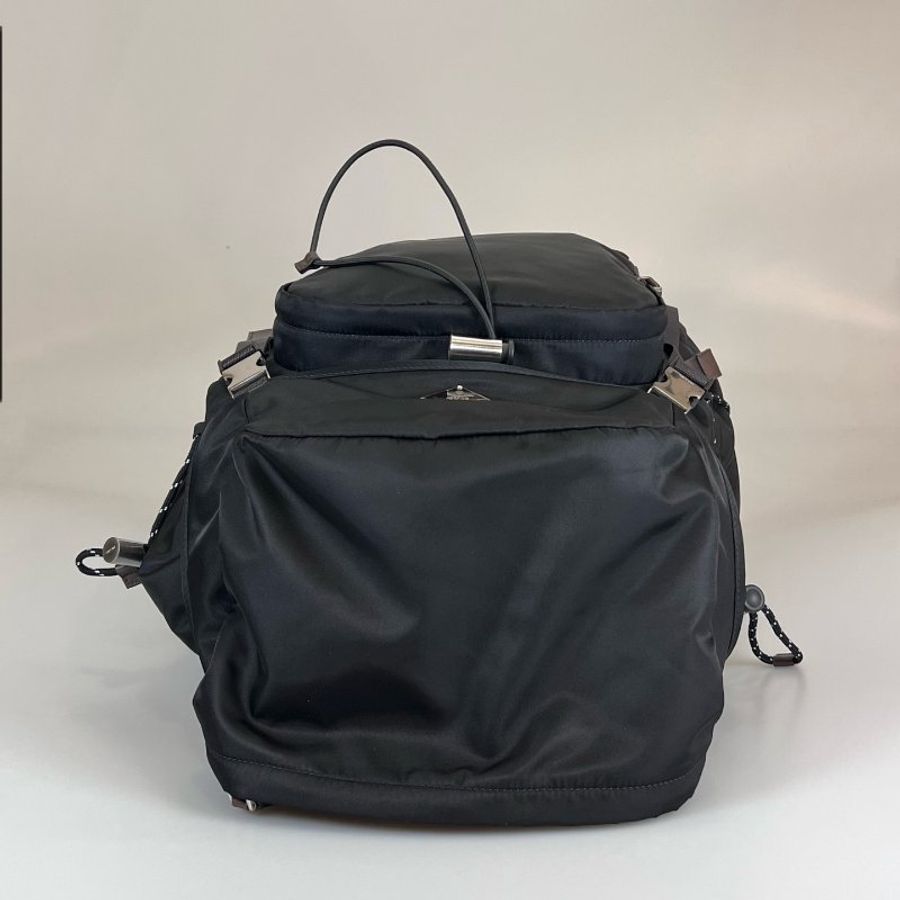 全新品PRADA 2VZ135 黑棕皮革尼龍機能後背包-4