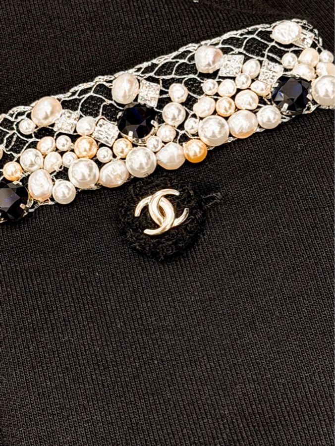 CHANEL 20A高級工藝坊珍珠釘珠短外套-3