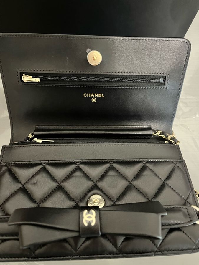 CHANEL 香奈兒 經典菱格紋蝴蝶結 WOC 斜背鏈包 黑金 全配-20