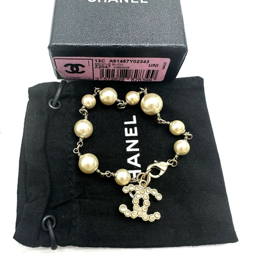 【Fullset適合送禮❤️比Coach便宜的CHANEL✨全網最低價】Chanel/香奈兒 珍珠鑽石Chanel標誌性logo 手鏈-1