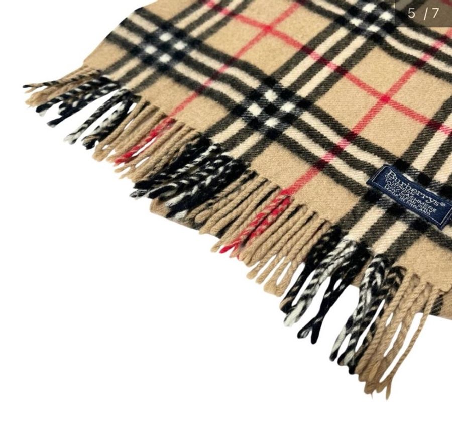 BURBERRY經典格紋羊絨圍巾-4