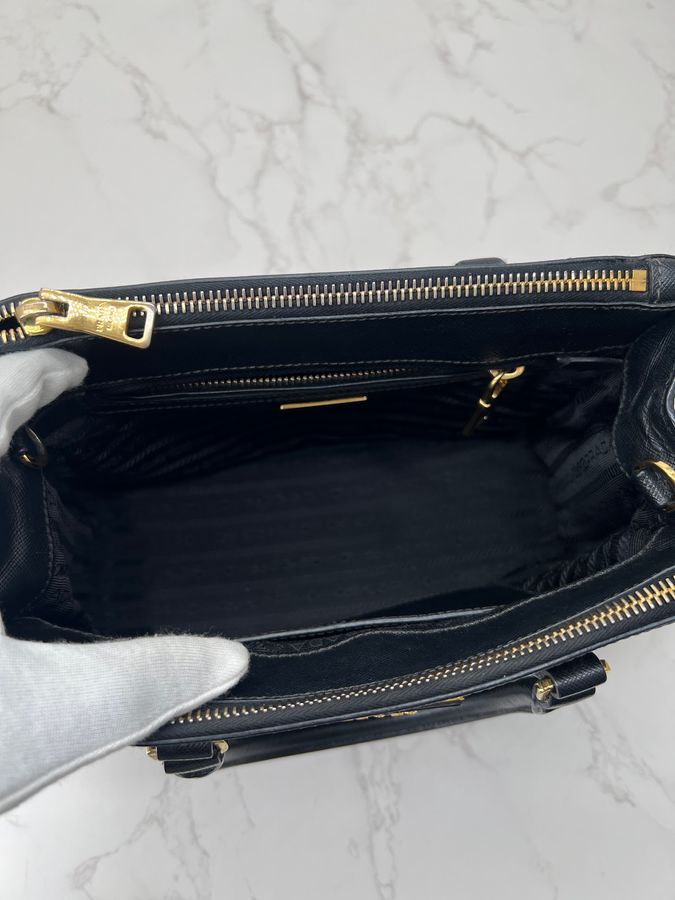 香緹國際精品 PRADA 防刮牛皮 殺手包 1210-10