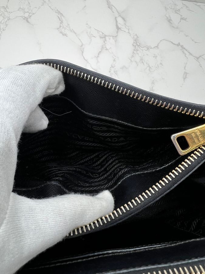 香緹國際精品 PRADA 防刮牛皮 殺手包 1210-12