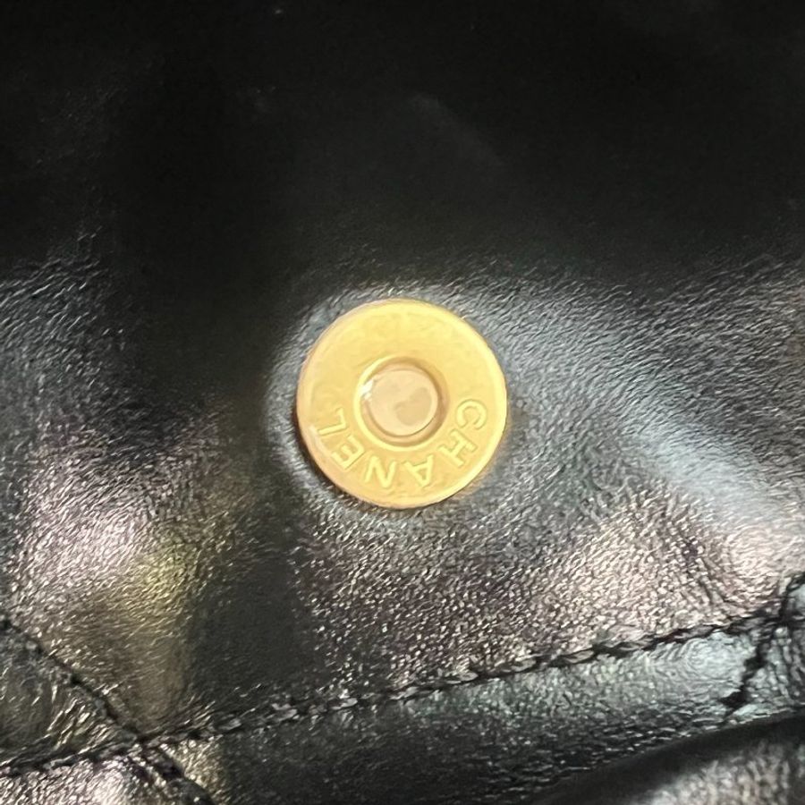 全新品 CHANEL AS3260 22包小號黑金-17