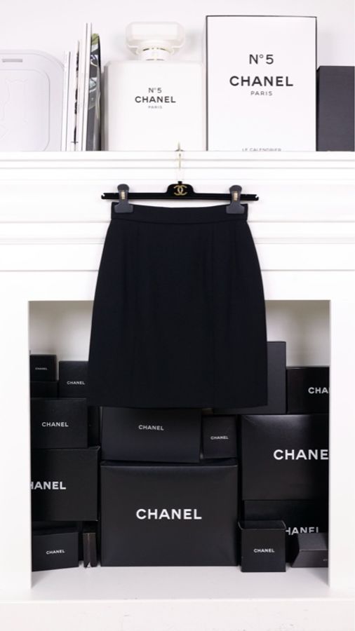 Chanel 92年黑色羊毛半裙-0