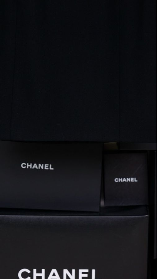 Chanel 92年黑色羊毛半裙-15