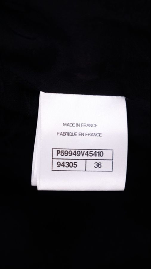 Chanel 18年森林系列秀款jennie同款黑色不规则下摆细闪两口袋外套-22