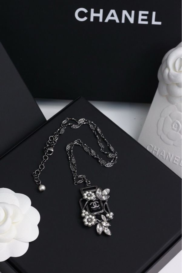 Chanel 22K5号香水瓶麦穗项链黑色-16