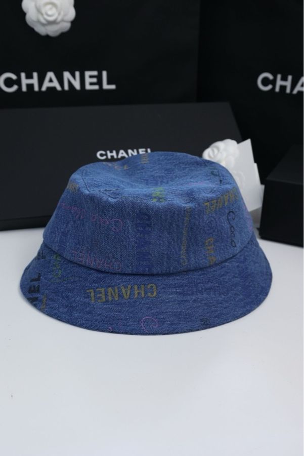 Chanel 22P丹宁牛仔涂鸦渔夫帽-3