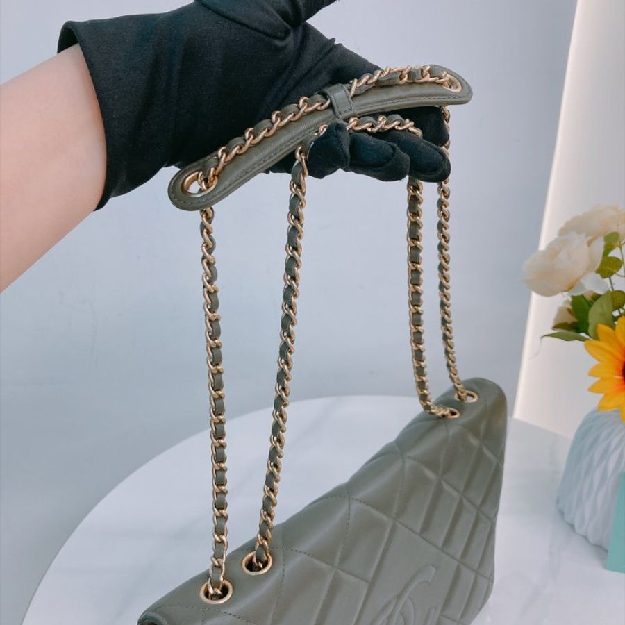 MS0811	Chanel 香奈兒經典鑽石紋CC字單肩包包 Diamond with CC Logo Large 28cm Lambskin Dark Green x GHW-13