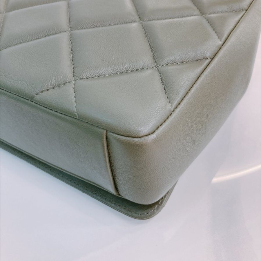 MS0811	Chanel 香奈兒經典鑽石紋CC字單肩包包 Diamond with CC Logo Large 28cm Lambskin Dark Green x GHW-39