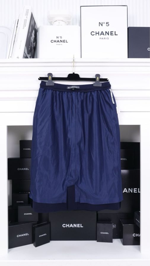 Burberry海军蓝针织金扣三口袋开衫上衣半裙套装-7