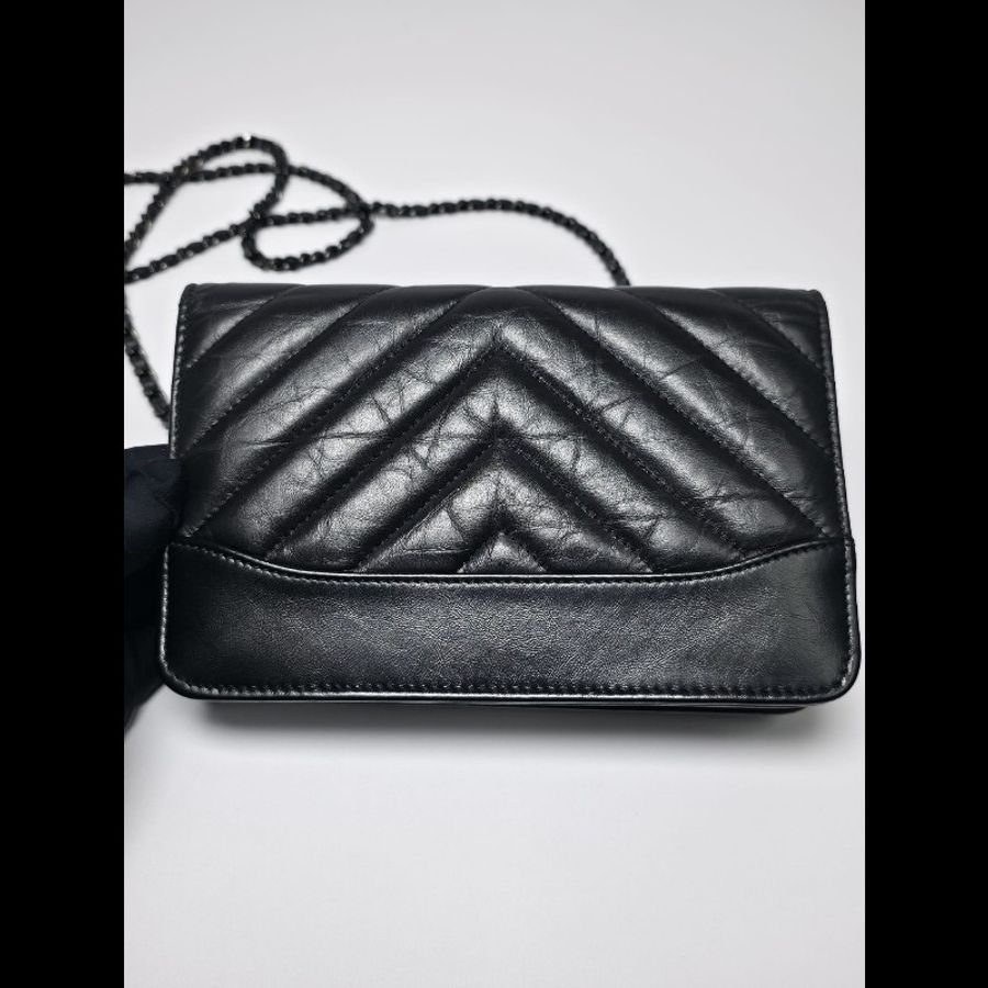Chanel 黑色Gabrielle Wallet On Chain-8