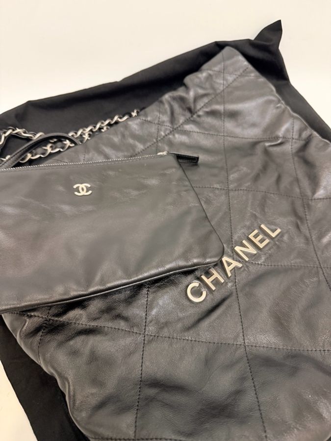 Chanel 22黑銀小號 附零錢袋-2