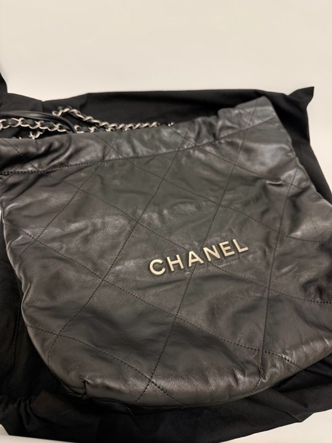 Chanel 22黑銀小號 附零錢袋-5