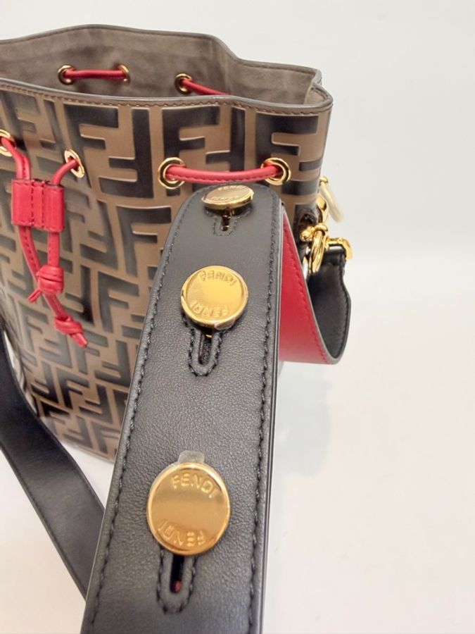 Fendi 紅牛皮FF老花束口水桶包-20