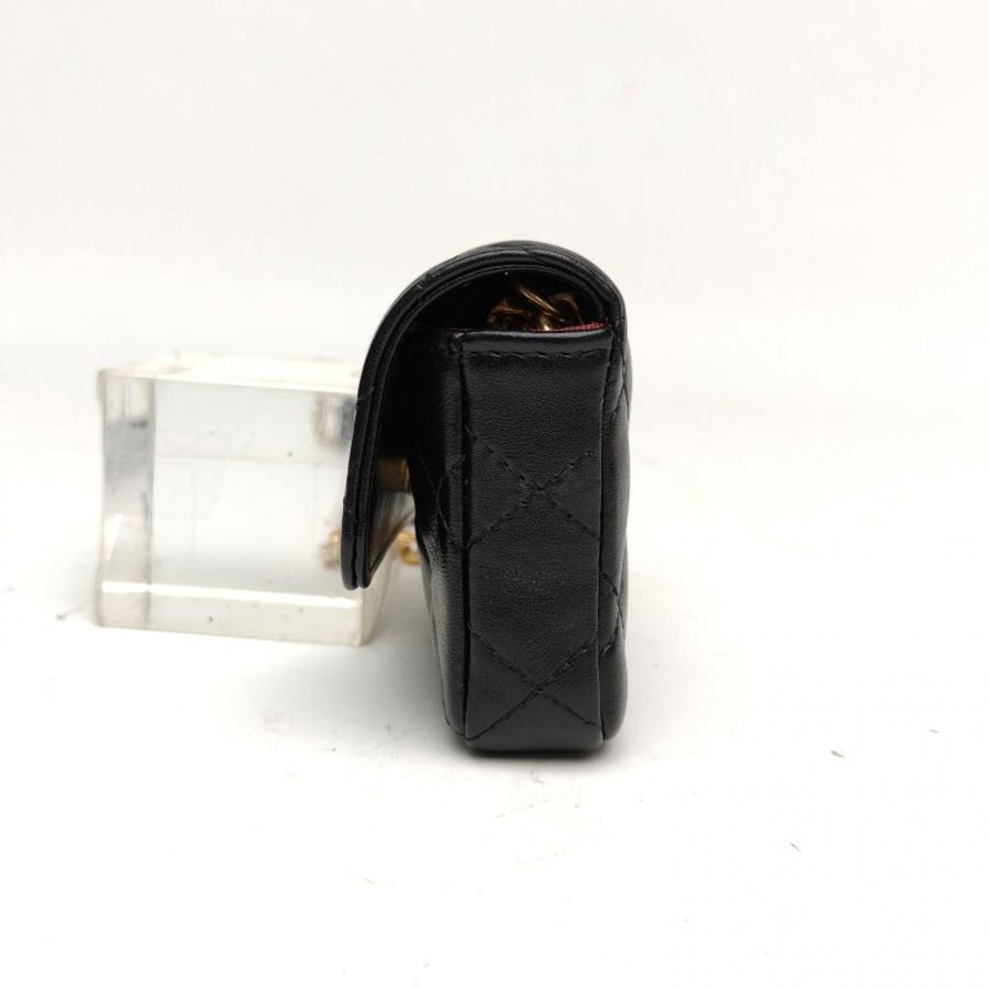 CHANEL 黑色羊皮革金扣超mini黑白琺瑯鏈條腰包肩背包-1