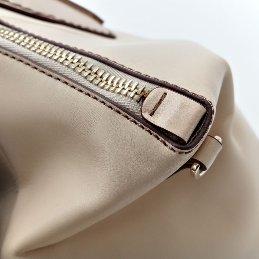 Tod's D-Styling 氣質米色牛皮兩用手提 斜背包-15