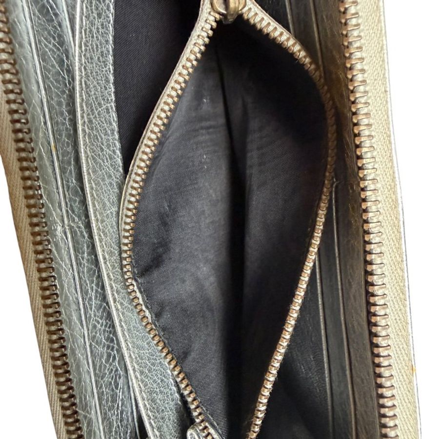BALENCIAGA銀色全皮ㄇ形拉鍊長夾-9