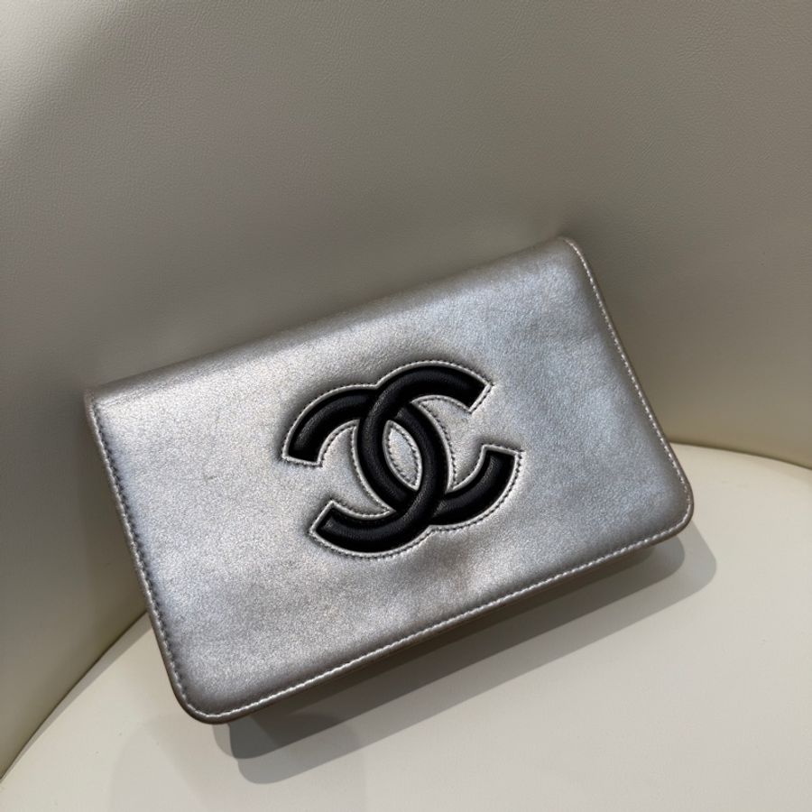 Chanel香奈兒 手拿包 斜背兩用 大Logo-0