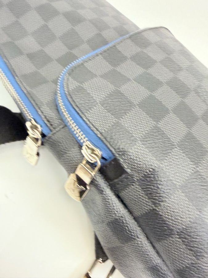 LV黑灰棋盤格藍邊銀釦 AvenueSlingBag銀胸腰包-19